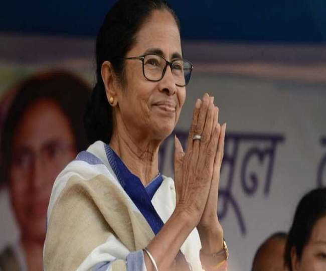 मुख्यमंत्री ममता बनर्जी ने कहा- जब तक मैं हूं बंगाल का कोई भी व्यक्ति खुद को असहाय महसूस नहीं करें
