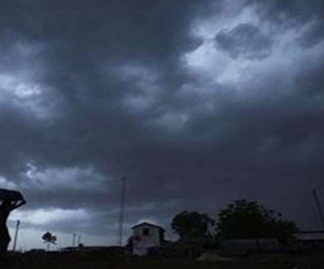 Noida Weather Forecast: पढ़िए- नोएडा-ग्रेटर नोएडा में बारिश को लेकर IMD की भविष्यवाणी