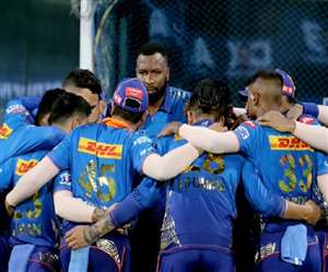 मुंबई इंडियंस के खिलाड़ी- फोटो ट्विटर पेज