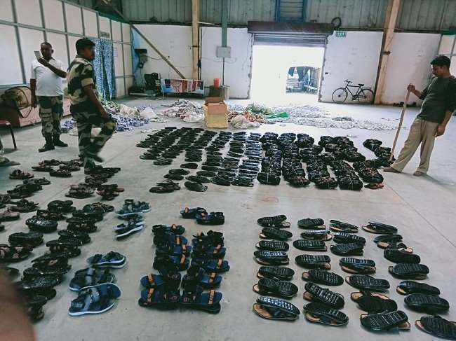 https://www.jagranimages.com/images/newimg/27042021/27_04_2021-smuggling_on_border_21595230_10433016.jpg