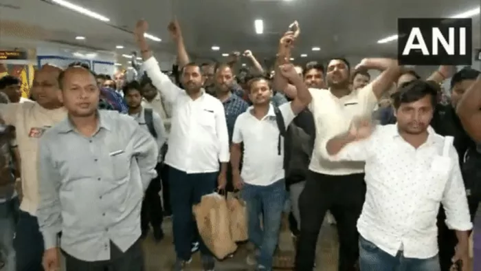 सूडान से दिल्ली पहुंचा 360 भारतीयों का पहला जत्था।