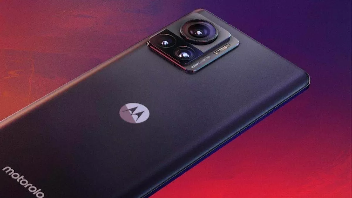 Motorola Edge 30 Ultra को मिला एंड्रॉइड 14 अपडेट, नए फीचर्स के साथ बदलेगा फोन चलाने का अंदाज