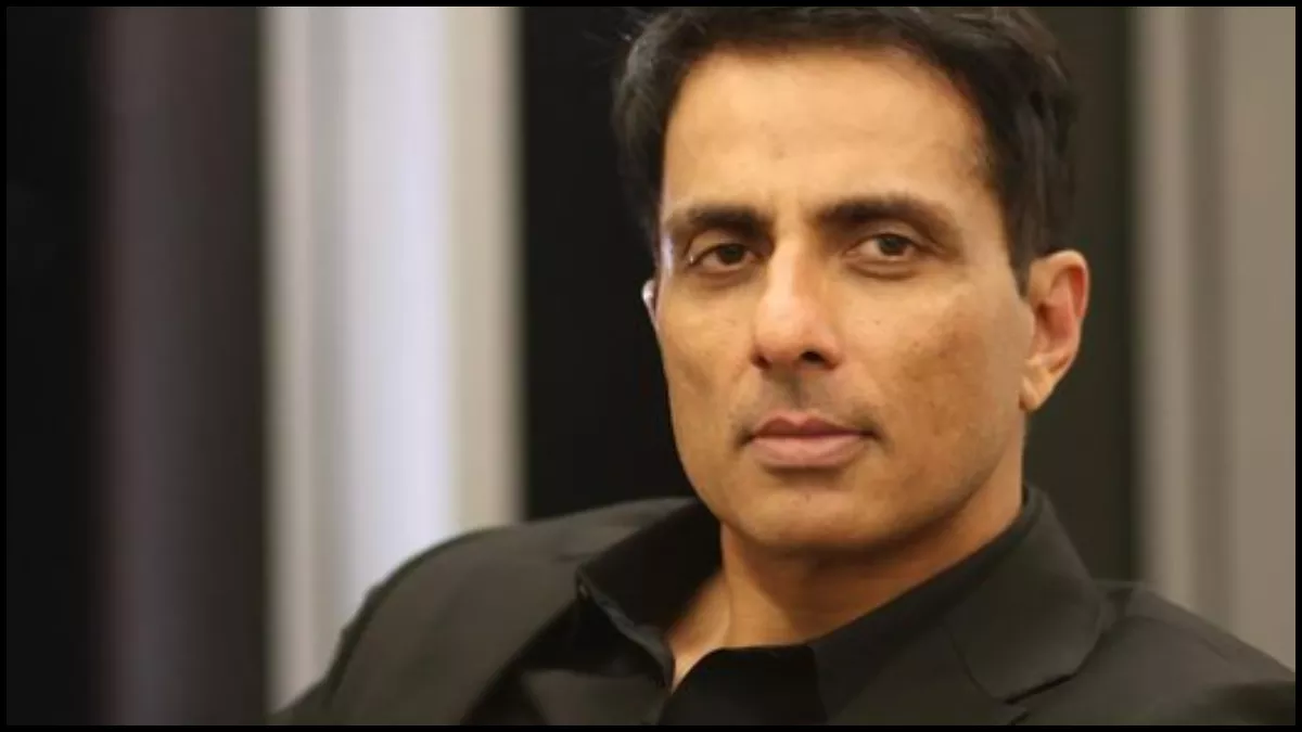 'हजारों लोग मदद के लिए...', Sonu Sood का वॉट्सऐप अकाउंट हुआ बंद, एक्टर ने नाराजगी जताते हुए कही ये बात