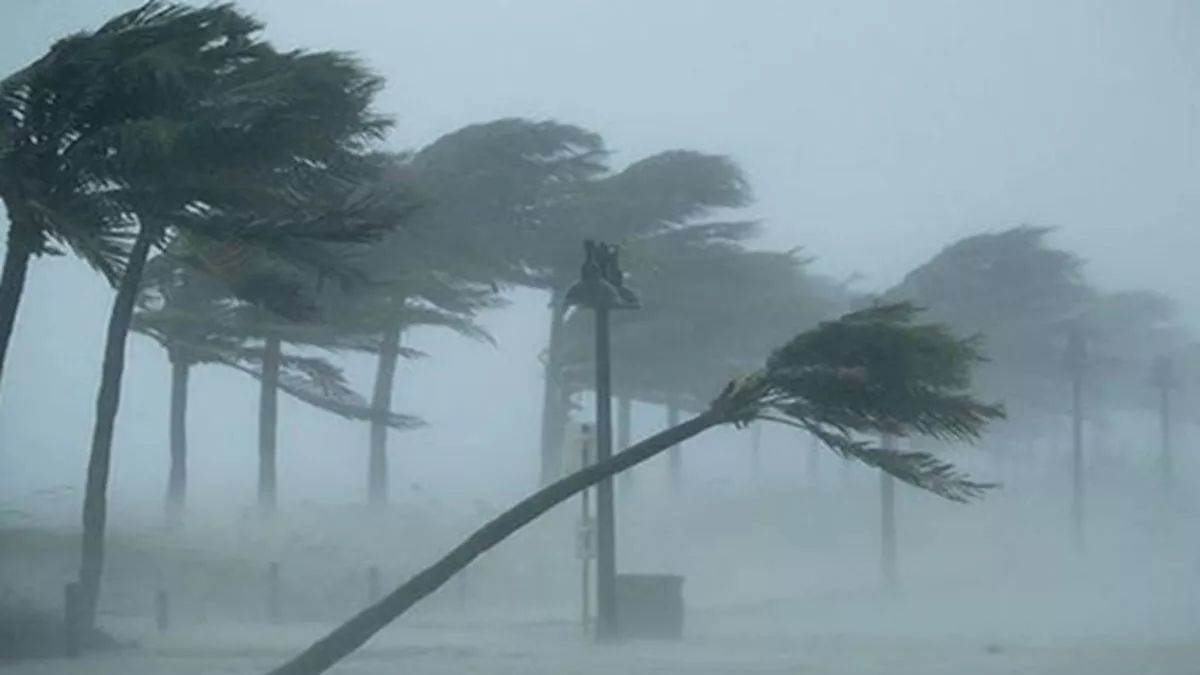 jharkhand weather today people of jharkhand can get relief from heat storm and rain alert in 17 districts including ranchi