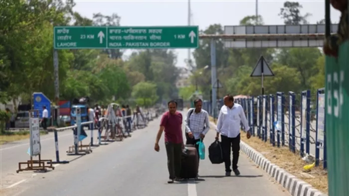 पाकिस्तानी नागरिकों को जारी अल्पकालिक वीजा 27 अप्रैल से रद माना जाएगा (फोटो: रॉयटर्स)
