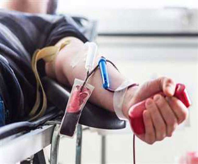 आइजीएमसी शिमला के ब्लड बैंक में खून लगभग समाप्त होने से खरीद-फरोख्त का खतरा पैदा हो गया है।