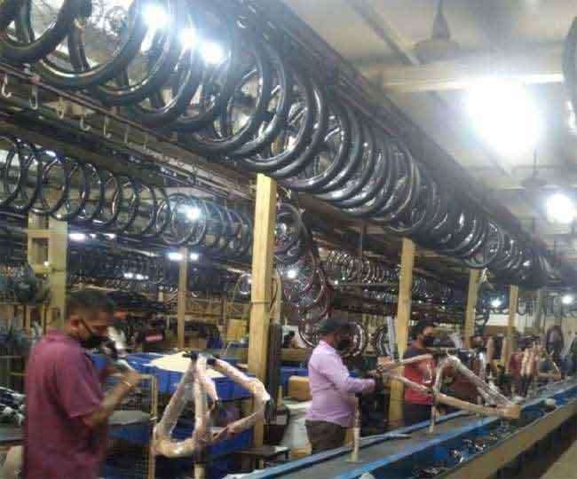 धीरे-धीरे पटरी पर लौटने लगी मोहाली की इंडस्ट्री। सांकेतिक फोटो