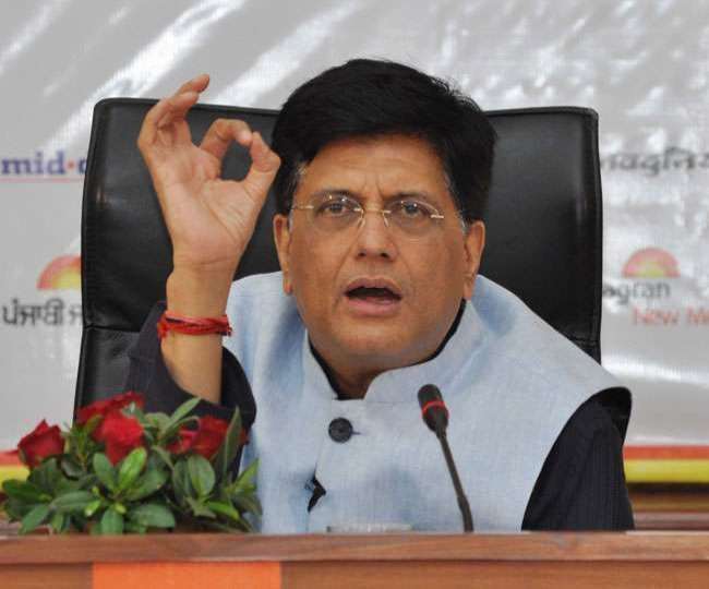 24 घंटे के अंदर 12 ऑक्सीजन एक्सप्रेस ट्रेनों के जरिए छह राज्यों में लिक्विड मेडिकल ऑक्सीजन (एलएमओ) की आपूर्ति