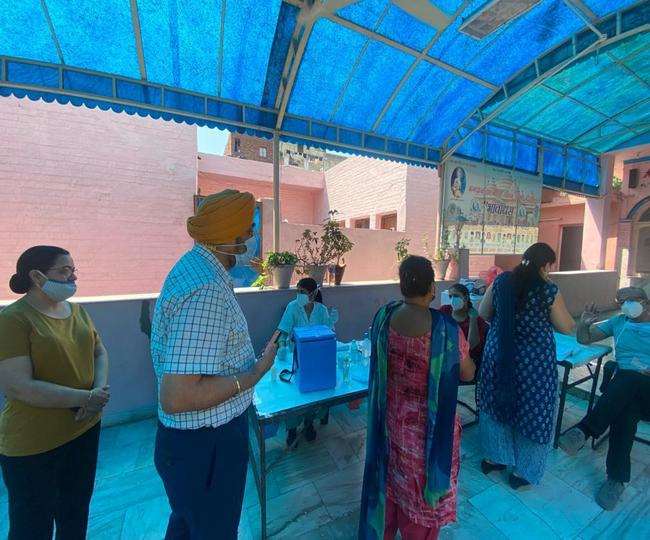 special camps organization coming forward for corona vaccination in chandigarh