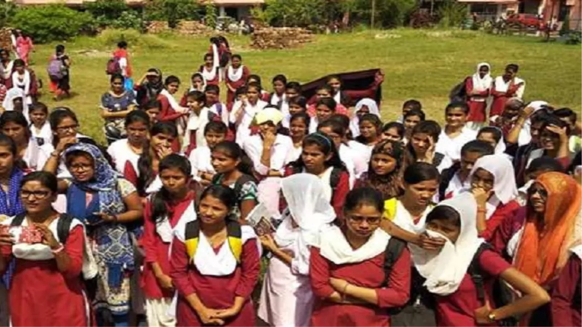 Bihar News: मिलने लगा सम्मान तो उच्च शिक्षा पाने के लिए बढऩे लगी बेटियां की संख्या