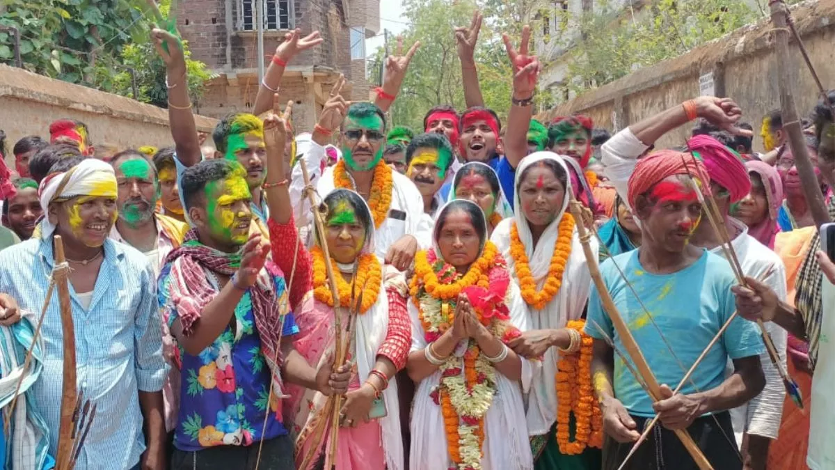 मुंगेर के लोग सालों-साल याद करेंगे 2023 उपचुनाव, नक्सलियों के गढ़ में रेखा देवी जीतीं मुखिया का चुनाव