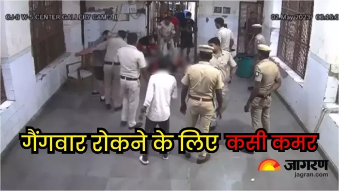 अब जल में मौजूद सुरक्षाकर्मियों के पास इलेक्ट्रिक डंडे, पेपर स्प्रे और बॉडी प्रोटेक्टर्स रहेंगे।