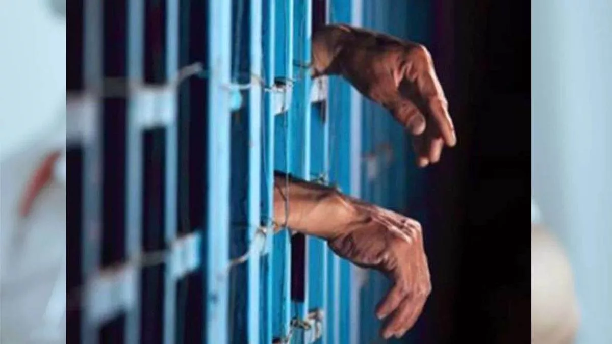 UK: बेटे की हत्या के आरोप में दंपति को उम्रकैद, बच्चे की टूटी थी 57 जगह से हड्डियां; थे 71 चोटों के निशान