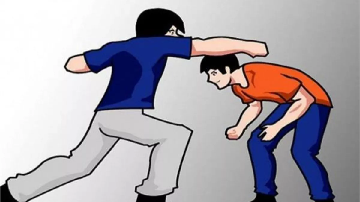 Bhagalpur News: स्कूल में दो छात्रों के बीच जमकर मारपीट, पिता ने दूसरे के बच्चों को घर ले जाकर पीटा