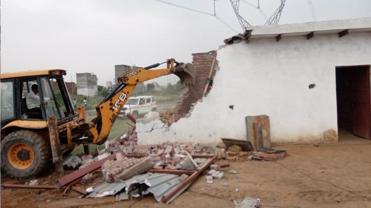 ncr bulldozer action faridabad news illegal industrial colonies demolished in major crackdown