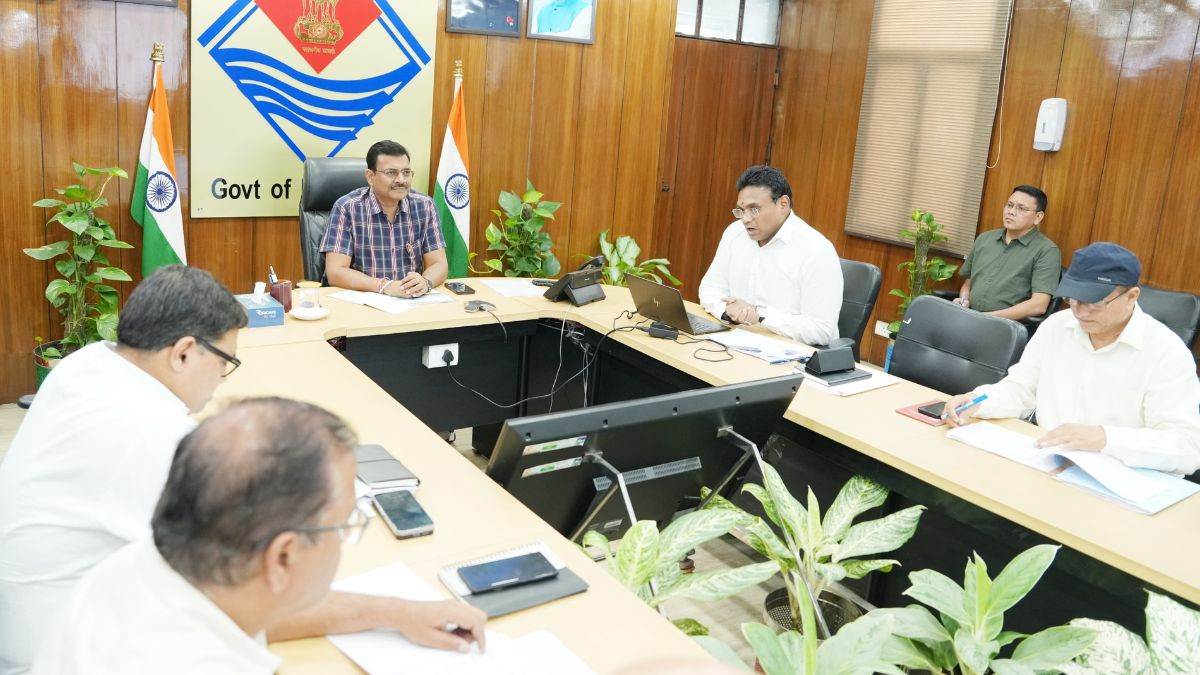 dehradun city news gram panchayat to manage canals