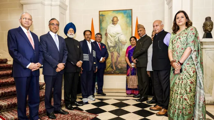 भारत के रुख से अवगत कराने फ्रांस पहुंचा सर्वदलीय प्रतिनिधिमंडल। (फोटो- पीटीआई)