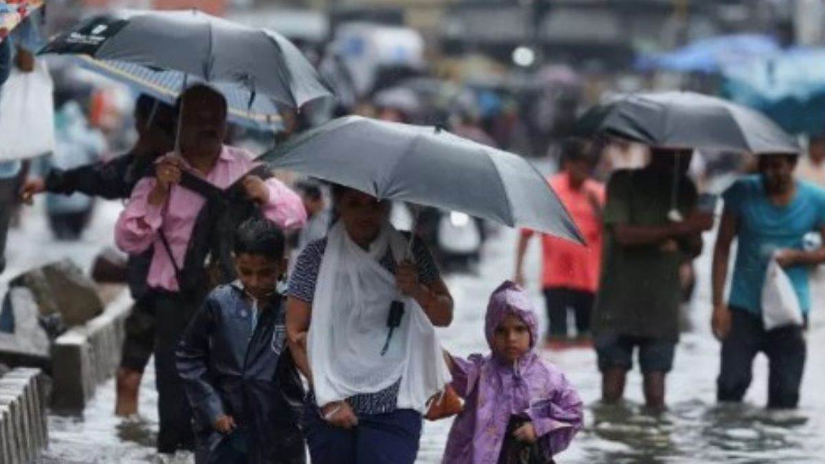 https://www.jagranimages.com/images/newimg/27052025/27_05_2025-mumbai_rainn_23947829.jpg