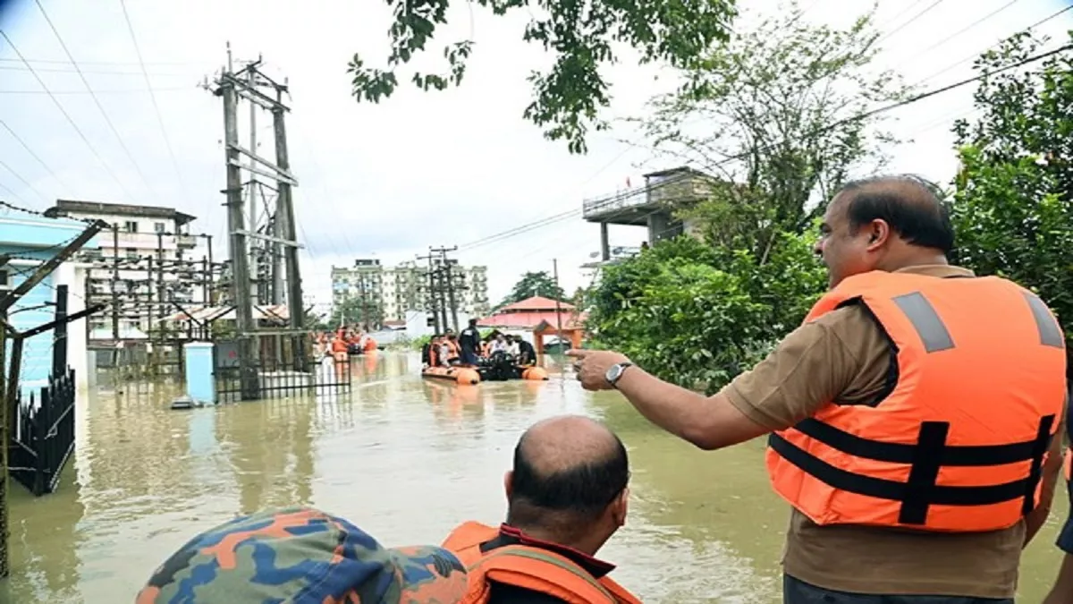 Assam Floods: असम में बाढ़ की स्थिति में सुधार, राज्य के 25 जिलों में 22 लाख से अधिक लोग प्रभावित
