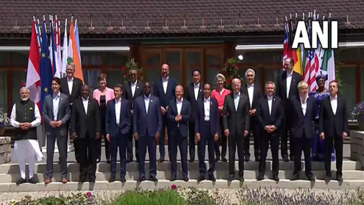 G7 Summit 2022: यूक्रेन को 29.5 अरब डालर की आर्थिक मदद देगा जी 7, रूस पर प्रतिबंध और यूक्रेन की मदद जारी रहेगी