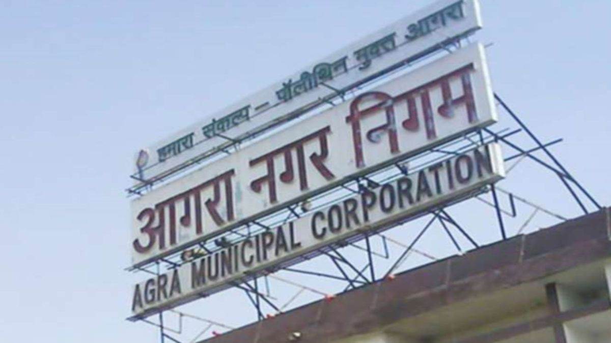 agra nagar nigam parshad planing gps installed in 80 vehicles for save diesel agra news in hindi