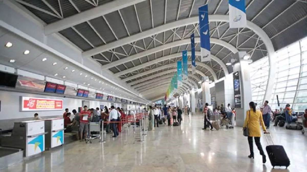 https://www.jagranimages.com/images/newimg/27062023/27_06_2023-aiport_23453452.jpg