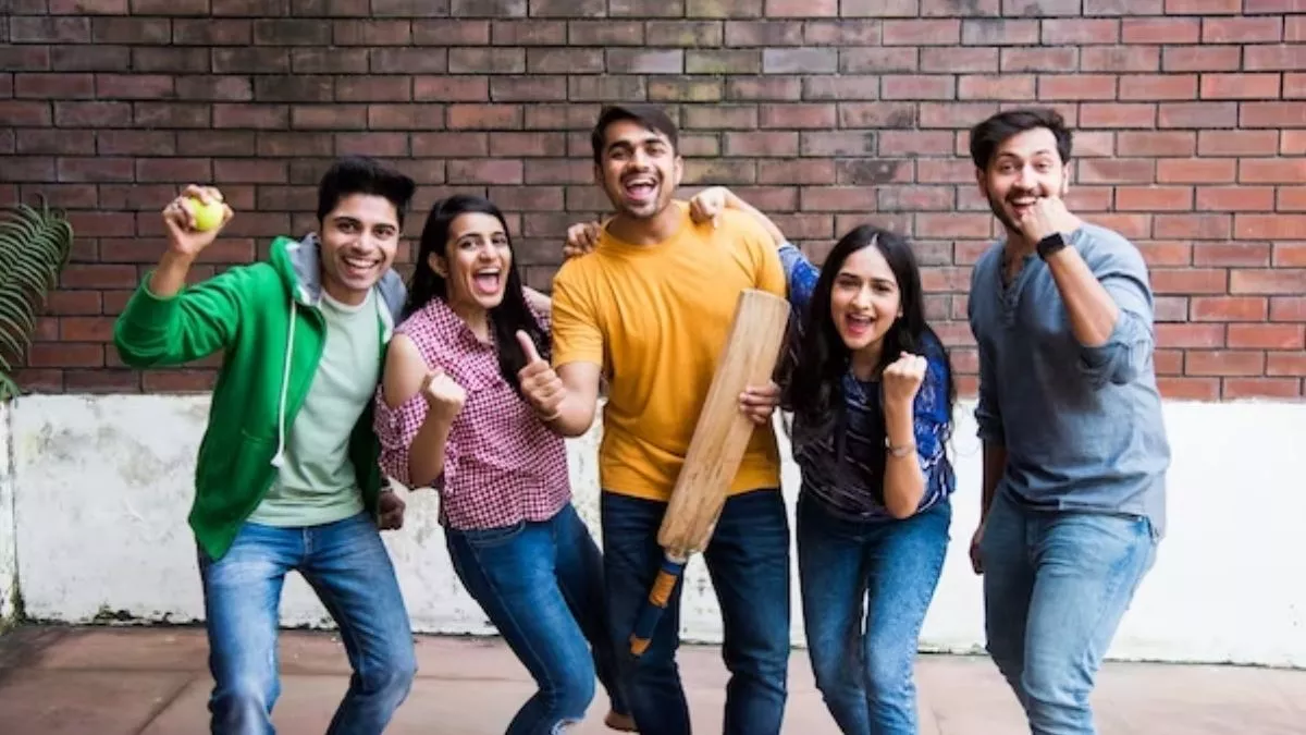 करियर ऑप्शन की है तलाश तो जानिए अगले 5 सालों  में किन सेक्टर्स में आने वाला  है बूम होंगी जॉब्स ही जॉब्स - Career Option: If you are looking for a career