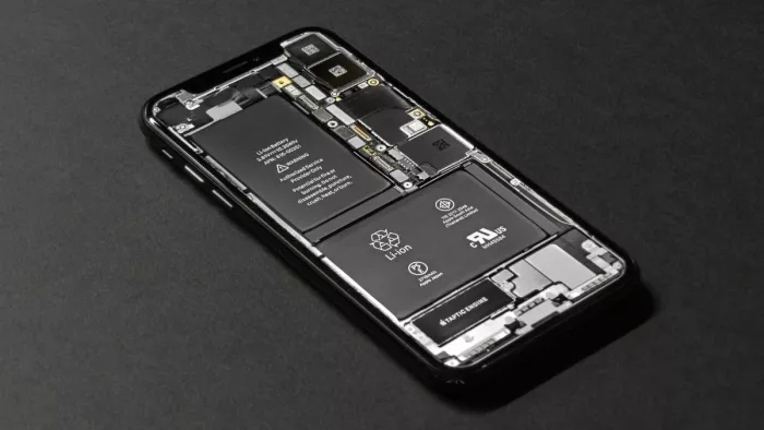 iPhone में थर्ड पार्टी पार्ट्स लगा पाएंगे यूजर्स