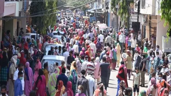 प्रशासन ने दुकानों को सातों दिन 24 घंटे खोलने को लेकर जारी की नोटिफिकेशन (फाइल फोटो)