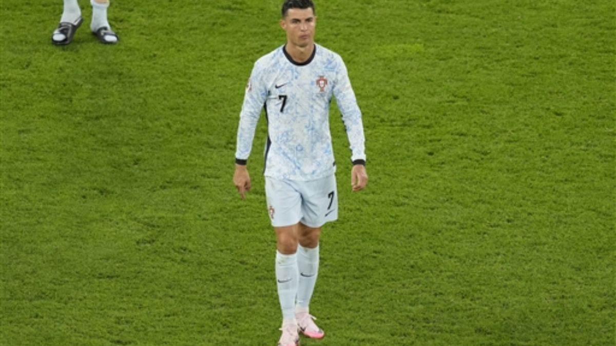 https://www.jagranimages.com/images/newimg/27062024/27_06_2024-cristiano_ronaldo__23747865.jpg
