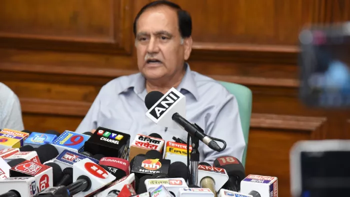 विधानसभा अध्यक्ष ने जयराम ठाकुर को दी नसीहत