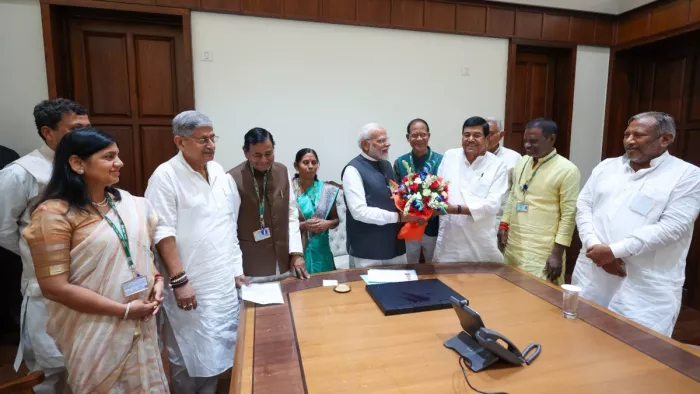 प्रधानमंत्री नरेंद्र मोदी ने जदयू सांसदों से मुलाकात की। (फोटो- एक्स)