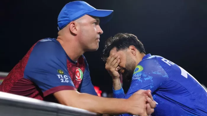साउथ अफ्रीका के खिलाफ मैच के दौरान राशिद खान। फोटो- ICC