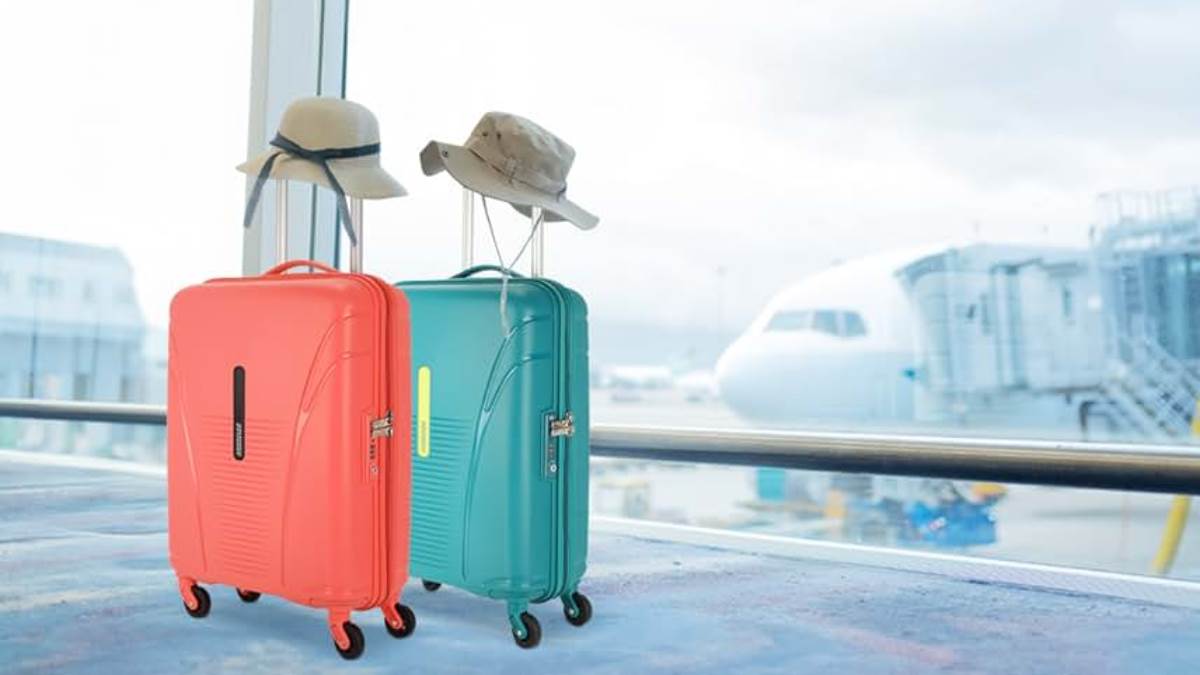 https://www.jagranimages.com/images/newimg/27062024/27_06_2024-trolley_bag_medium_size__23747748.jpg