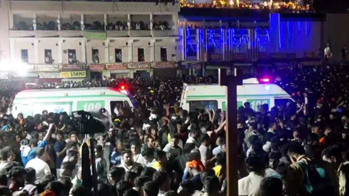 जगन्नाथ रथ यात्रा में ज्यादा भीड़ के चलते 600 श्रद्धालु हुए बेहोश (फोटो- एएनआई)