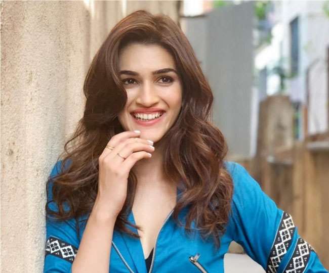 Happy Birthday Kriti Sanon, know her zodiac sign - Happy Birthday Kriti Sanon: जानें कैसे हैं कृति सेनन की किस्मत के सितारे, क्या कहती है इनकी कुंडली