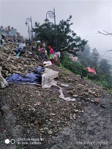 धंसते रिज को बचाने के लिए नगर निगम अब खुद अस्‍थाई तौर पर डंगा लगाएगा।