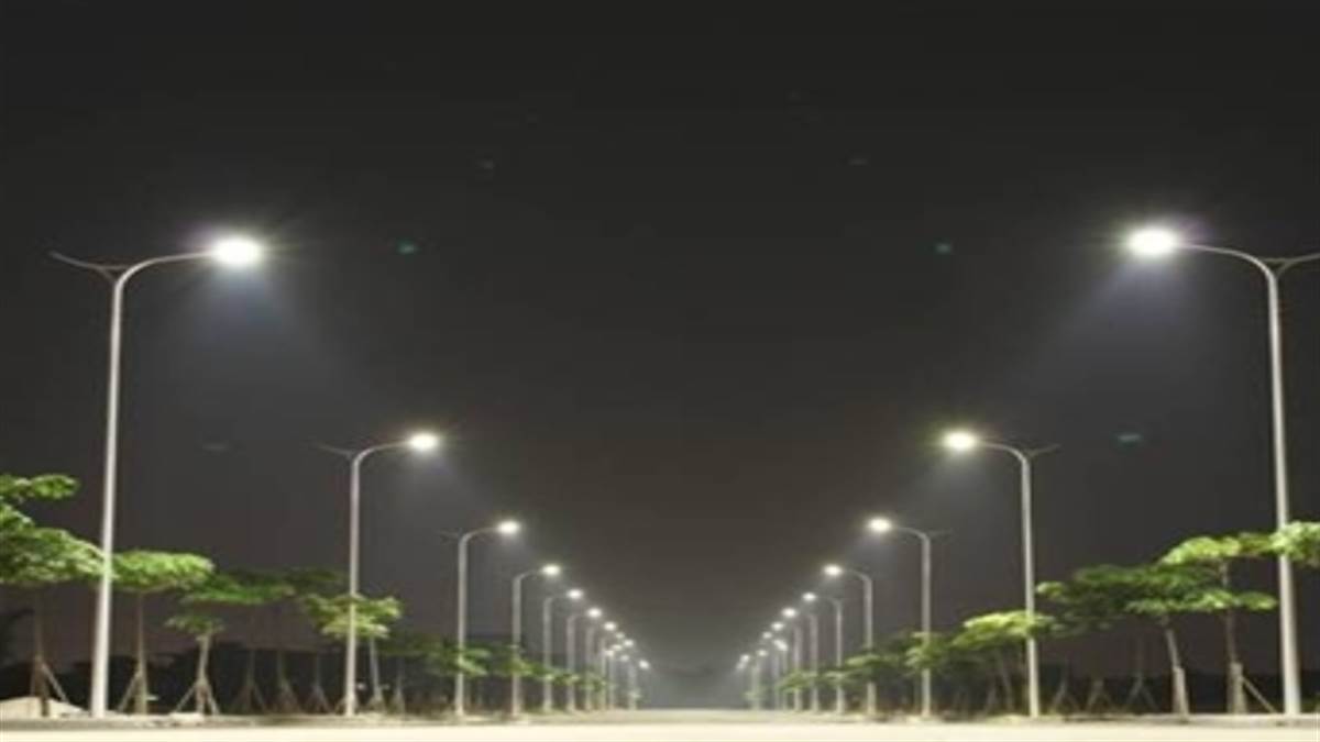पटना में लगेंगी 10 हजार स्ट्रीट लाइट, आयुक्त बोलेखराब होने पर इन