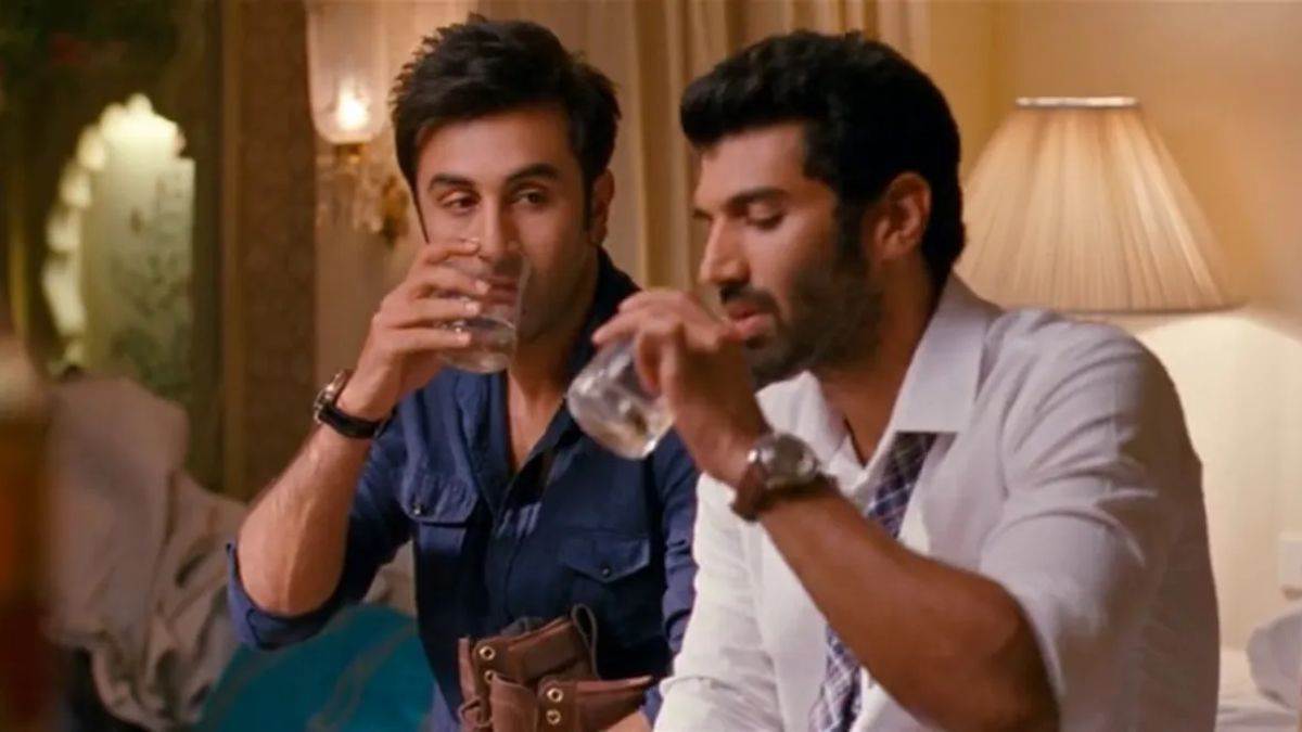 https://www.jagranimages.com/images/newimg/27072024/27_07_2024-aditya_roy_kapur_1_23766633.jpg