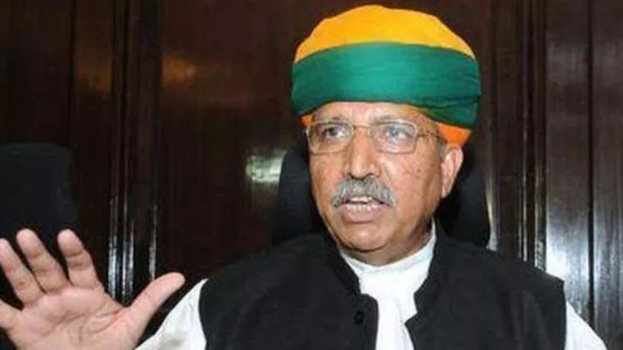 Jammu Kashmir News: विपक्ष पर बरसे अर्जुन मेघवाल, बोले- लोगों को कर रहा गुमराह।