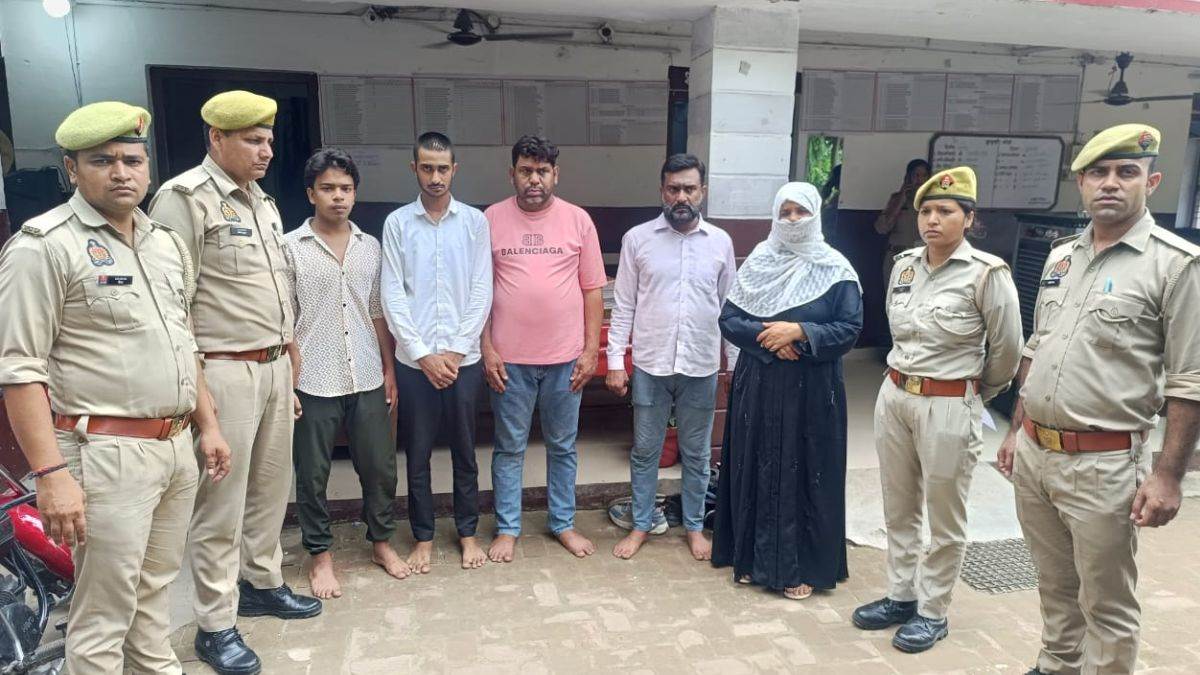 https://www.jagranimages.com/images/newimg/27072025/27_07_2025-bijnor_accused_1_23995795.jpg