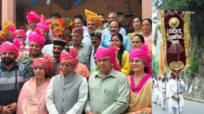 अंतरराष्ट्रीय चंबा मिंजर मेला के दौरान निकाली गई शोभायात्रा।