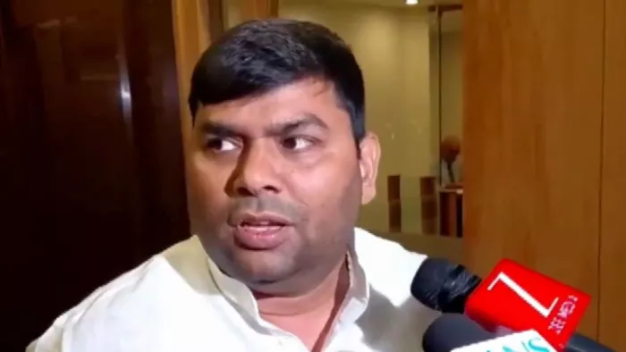 महुआ विधायक का रिएक्शन आया सामने। (पीटीआई)