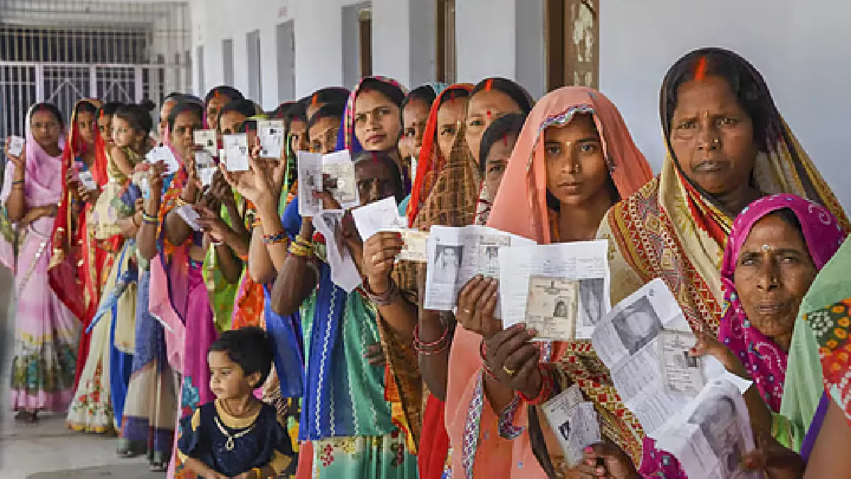 विचार: मताधिकार का स्पष्ट आधार है नागरिकता, मतदान के अधिकार को अलग करके नहीं देखा जा सकता
