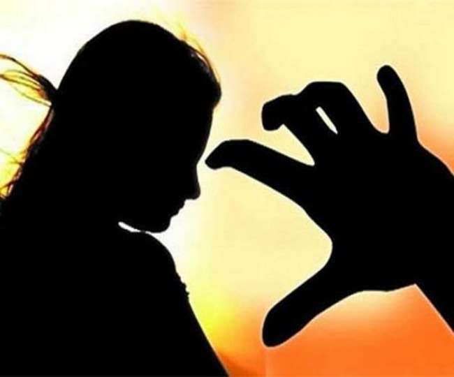 15 year old girl got married in Gohar eight months pregnant