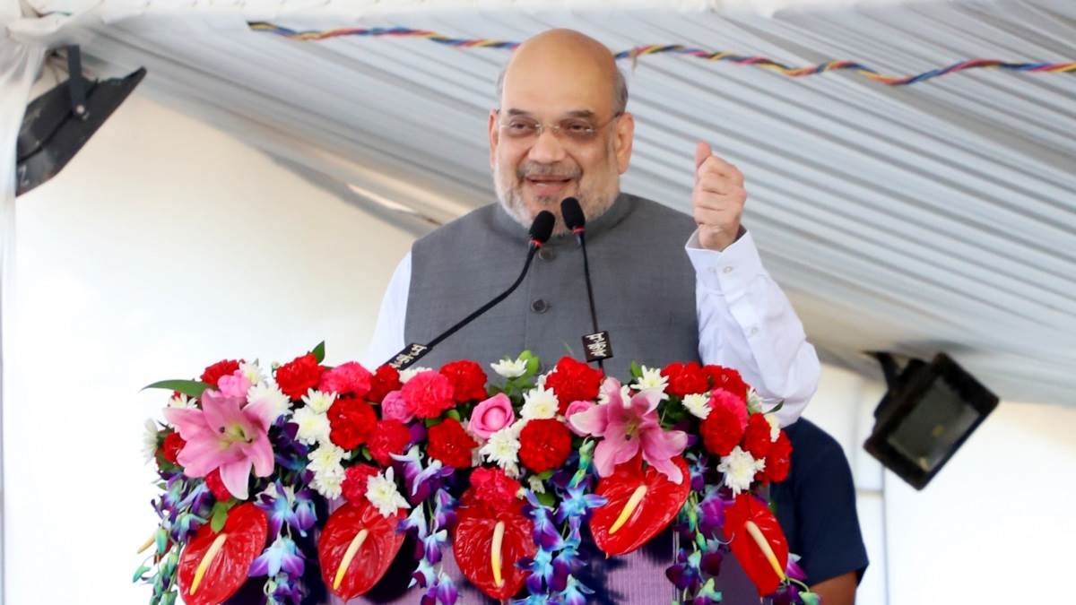 Amit Shah Raipur Visit: अमित शाह बोले-छत्तीसगढ़ में सरकार बदल दो, चुटकी में  खत्म होगा नक्सलवाद - Amit Shah says change government in Chhattisgarh  Naxalism will end in pinch