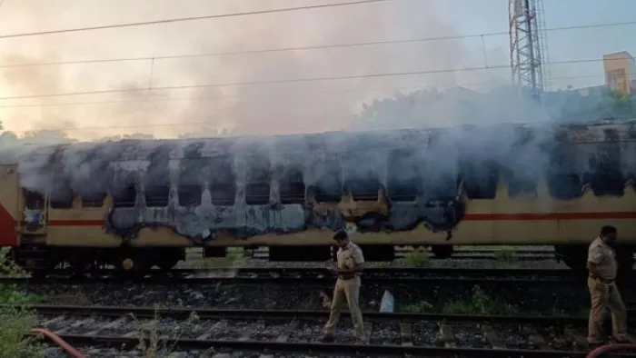 Madurai Express Train Fire Accident: मदुरै ट्रेन अग्निकांड में मारे गए लोगों के शव आज पहुंचेंगे लखनऊ