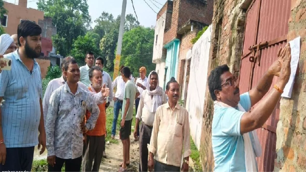 Auraiya News: सिंचाई विभाग की जमीन पर कब्जा करने वाले 48 लोगों को नोटिस, दी गई ये चेतावनी