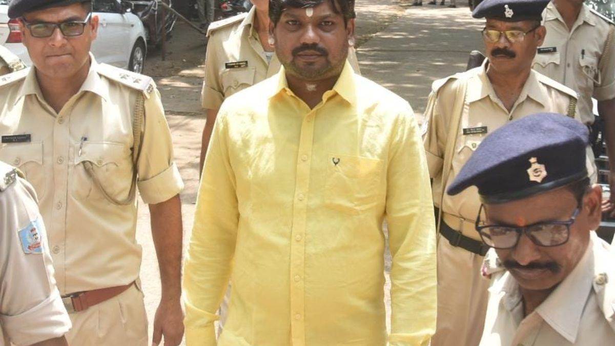 https://www.jagranimages.com/images/newimg/27082025/27_08_2025-dhanbad_news_24026559.jpg