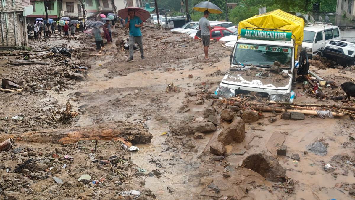https://www.jagranimages.com/images/newimg/27082025/27_08_2025-himachal-disaster_24026233_3592967.jpg